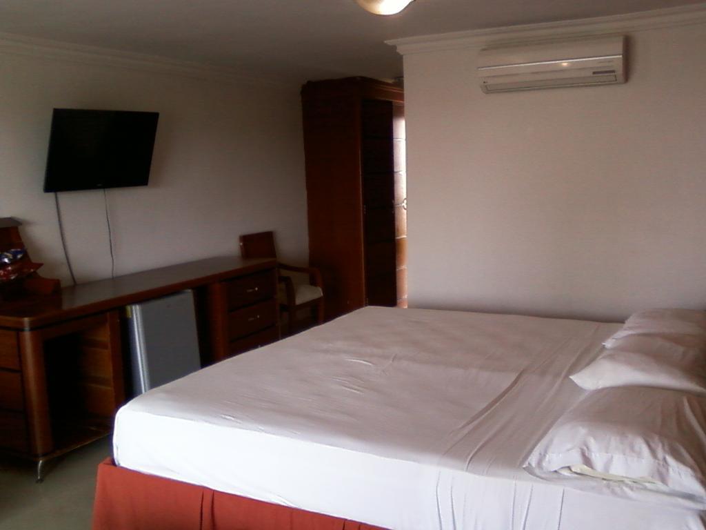 Charthon Inn Barranquilla Szoba fotó